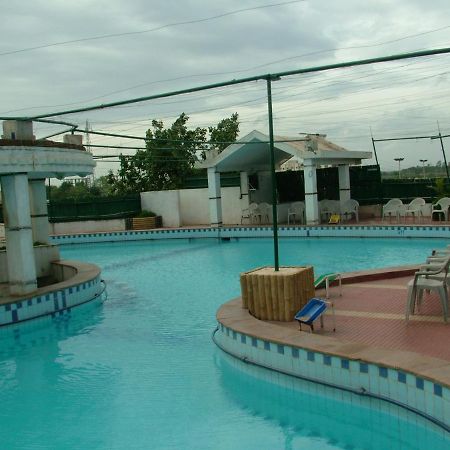 Hotel Vip'S Club Rāipur Exterior foto